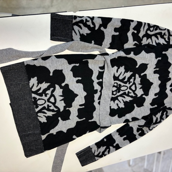 Neve 100% Wool long Cardigan Sweater XS - Picture 2 of 7